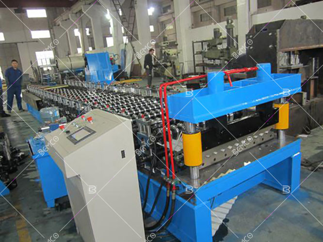 corrugated-rooing-profile-sheet-roll-forming-machine
