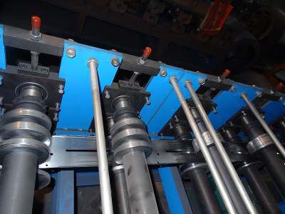 integrated-roll-tooling-stands