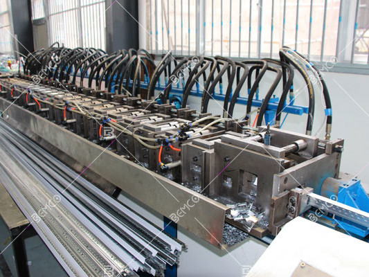 suspended-ceiling-main-tee-roll-forming-line