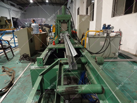 upright-roll-forming-line